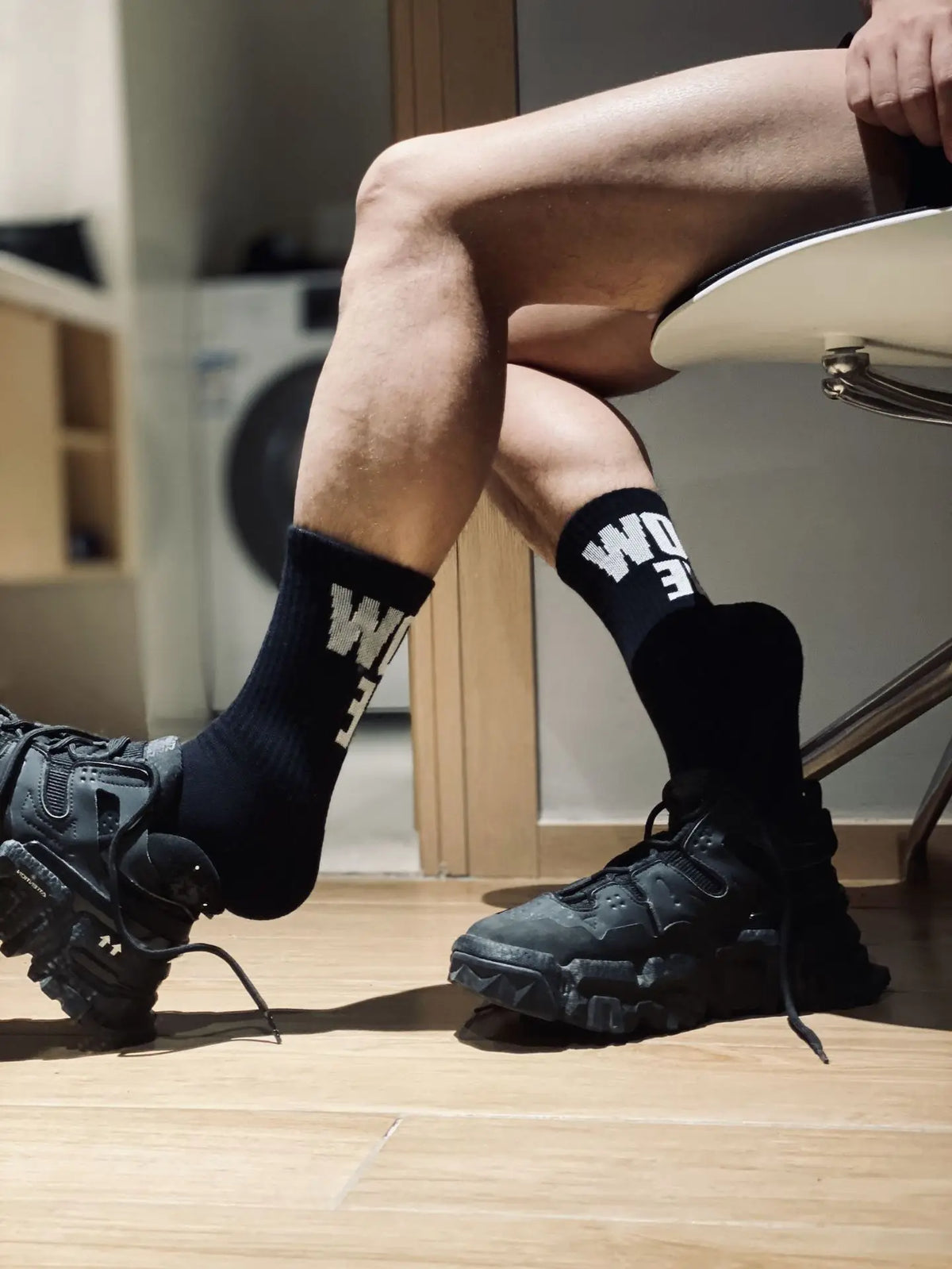 Men's Socks Bottom Top Vers Personality Letter Printed Male Gay Sexy Socks Fitness Sports Casual Business Middle Tube Stockings