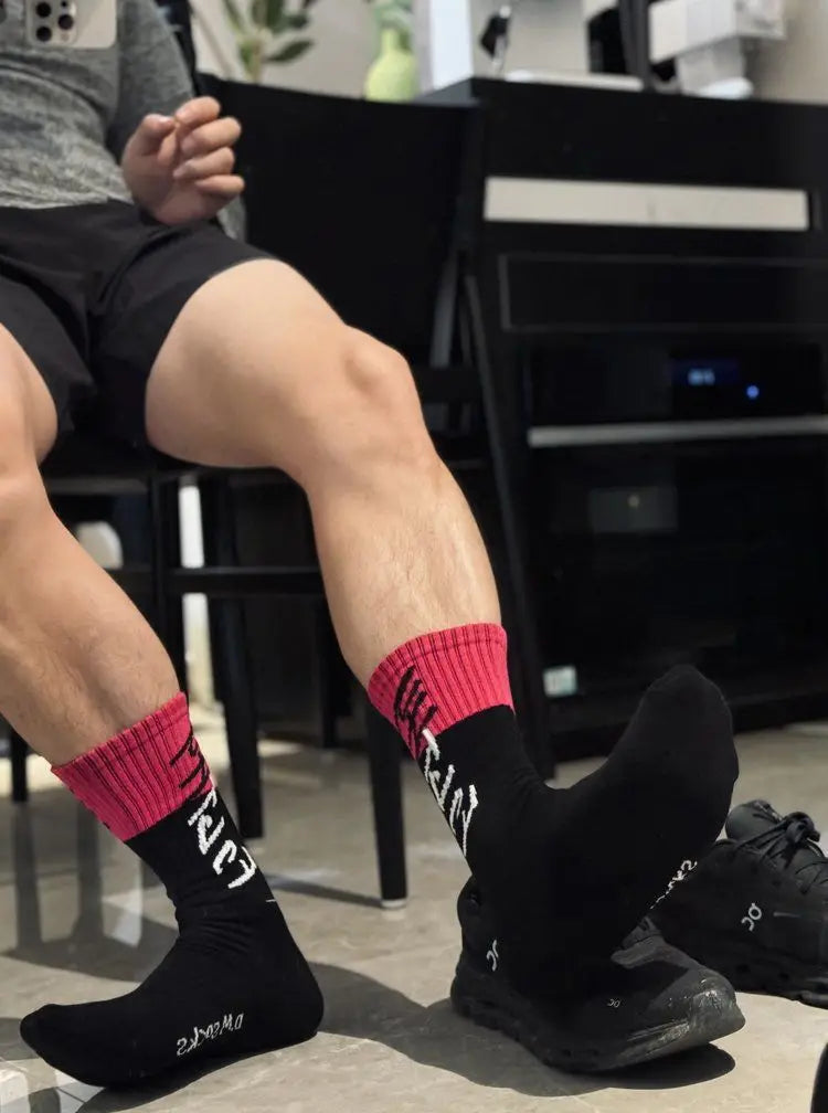 New Design Men's Socks Middle Tube Comfortable Football Sports Sock Letter Print Patchwork Stocking Socks